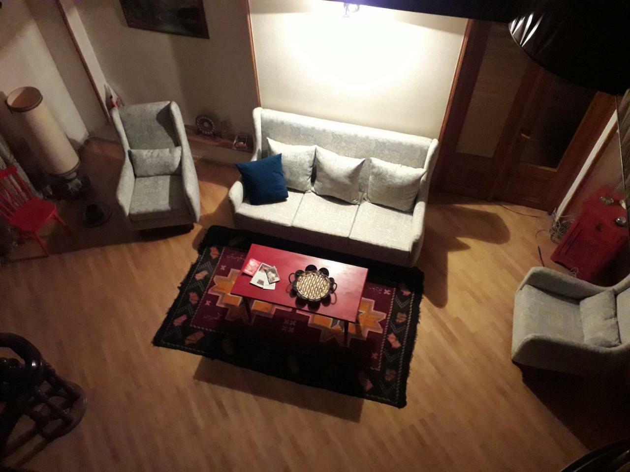 Omsi House Otel Telavi Dış mekan fotoğraf