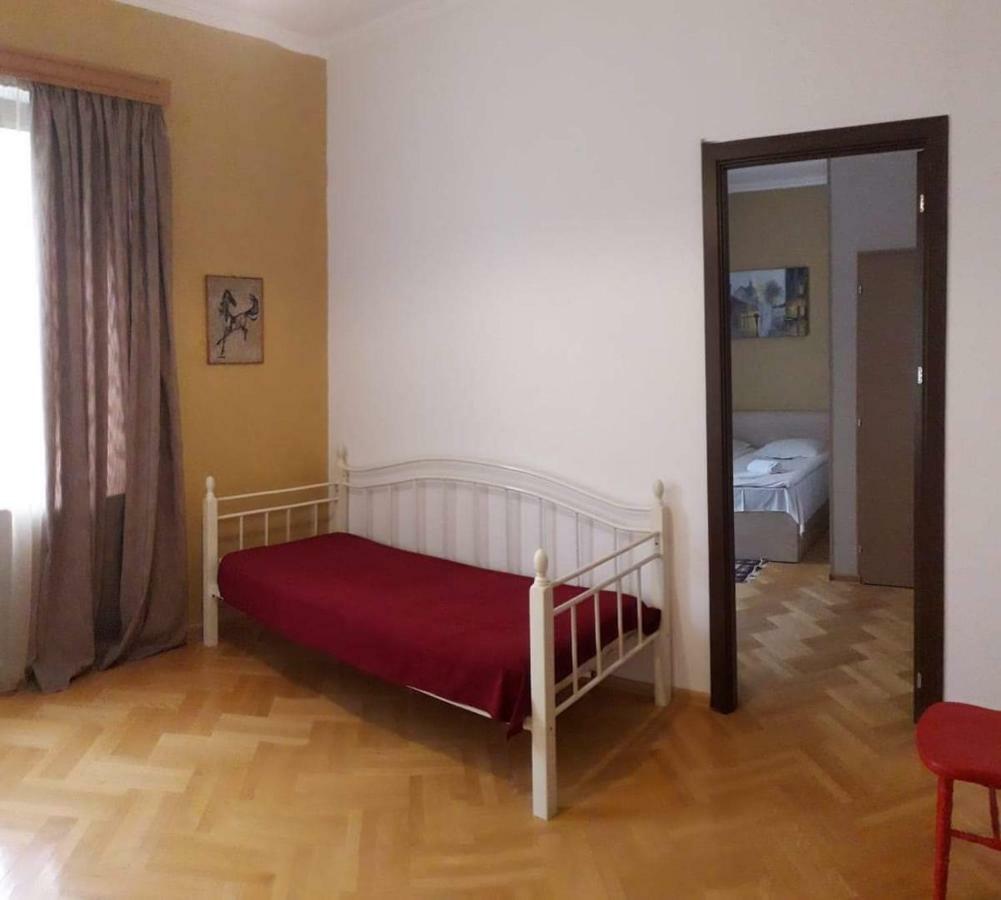 Omsi House Otel Telavi Dış mekan fotoğraf
