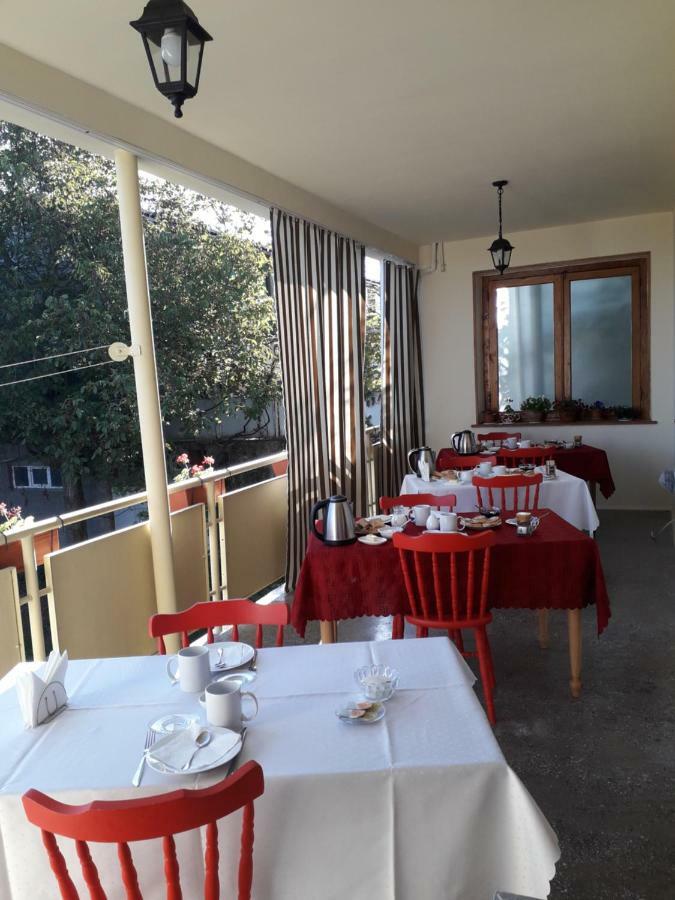 Omsi House Otel Telavi Dış mekan fotoğraf
