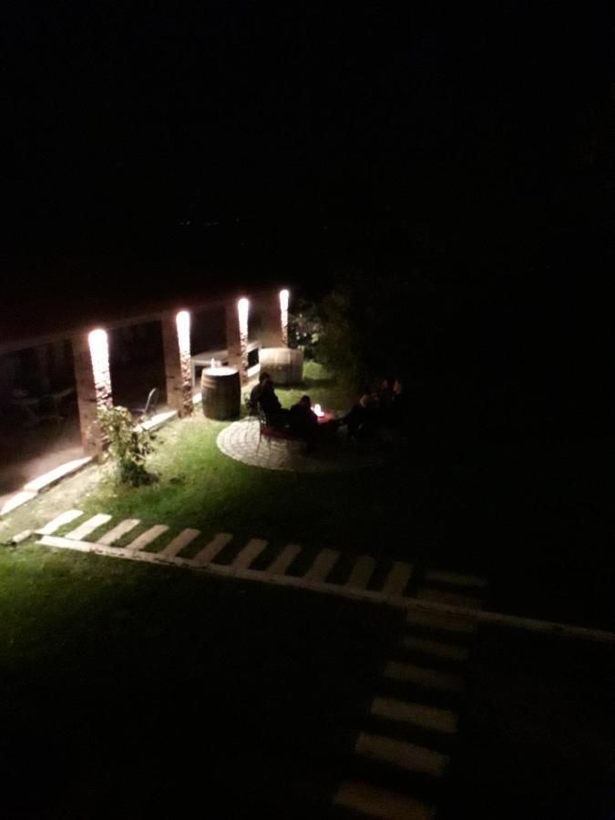 Omsi House Otel Telavi Dış mekan fotoğraf